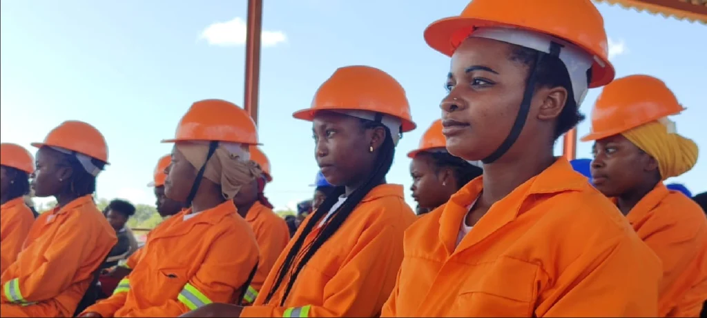 Empoderar mulheres thumbnail