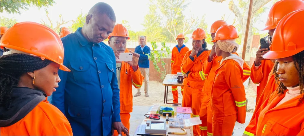 10 DE FOTO VERIFICA [o] ]_Prancheta 1 thumbnail