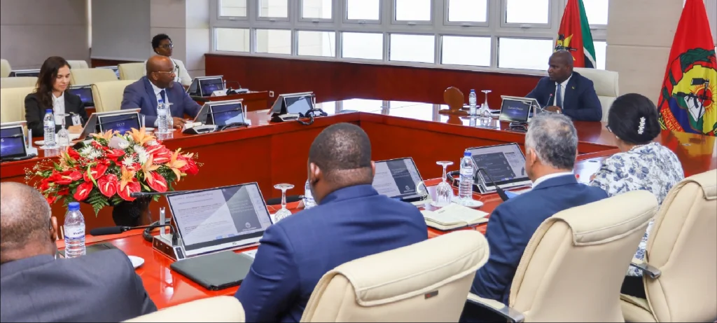 23fev FOTO VERIFICA [o] [Recuperado]_Prancheta 1 thumbnail