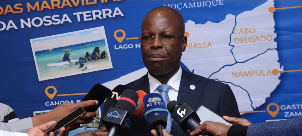 Senado Brasileiro e Turismo-02 thumbnail